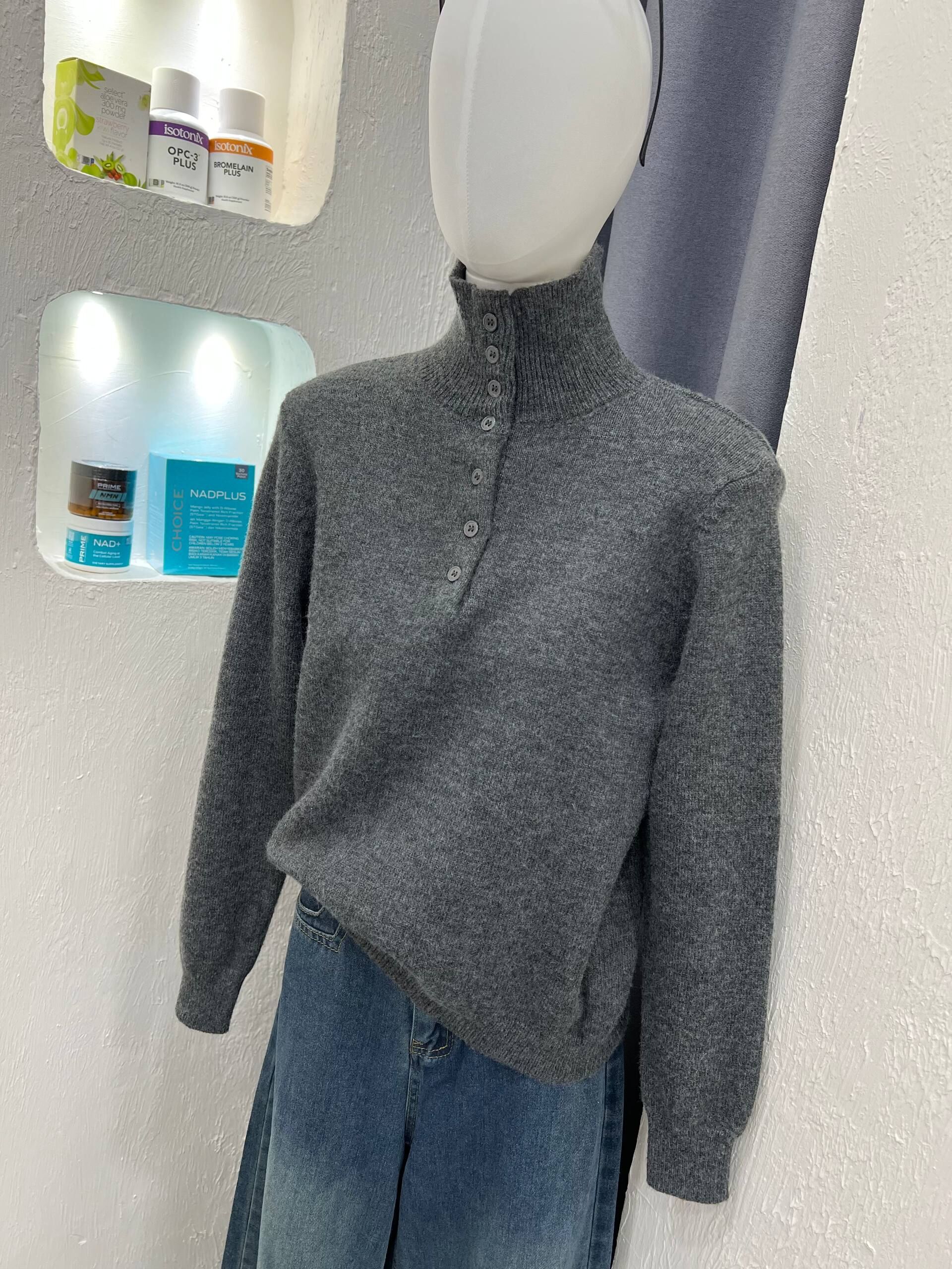Button Collar Long Sleeve Knit