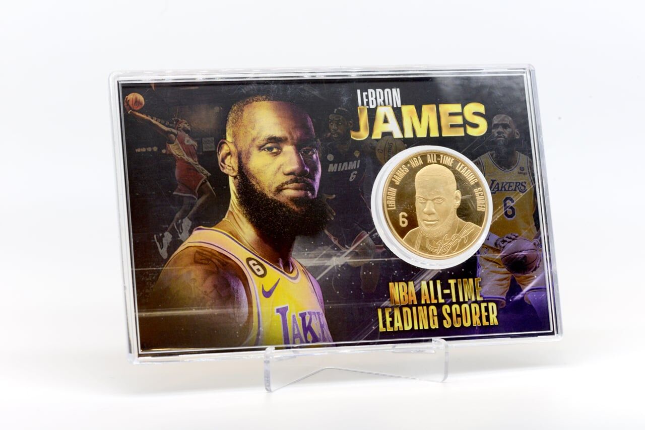 NBA金幣 Lebron James 洛杉磯湖人 歷史總得分 破紀錄 金幣立牌 38,388 Points All-Time Scoring Record The Highland Mint 官方授權