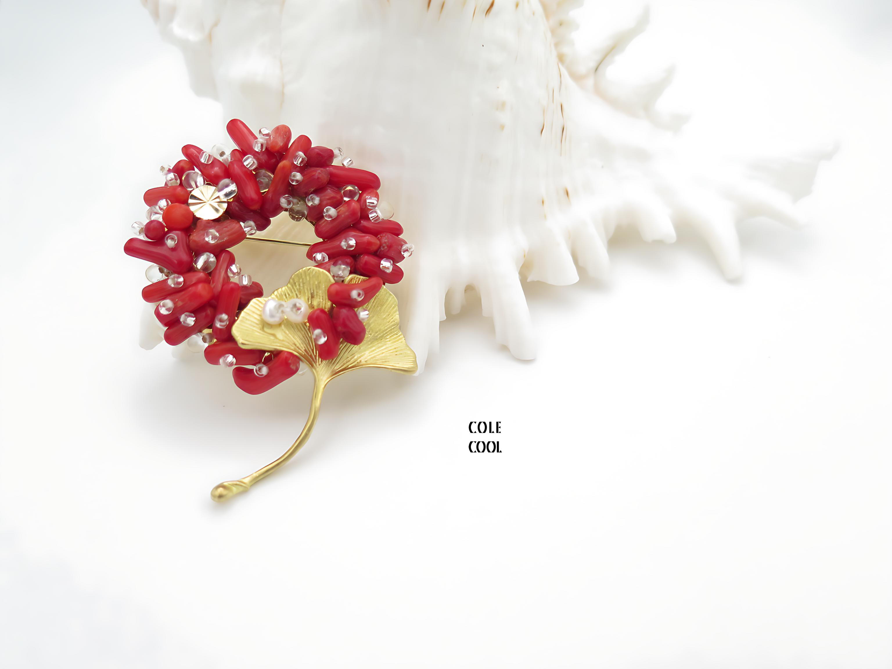 COLE COOL Hand-Beading Series -  Natural Italy Coral Ginkgo Brooch