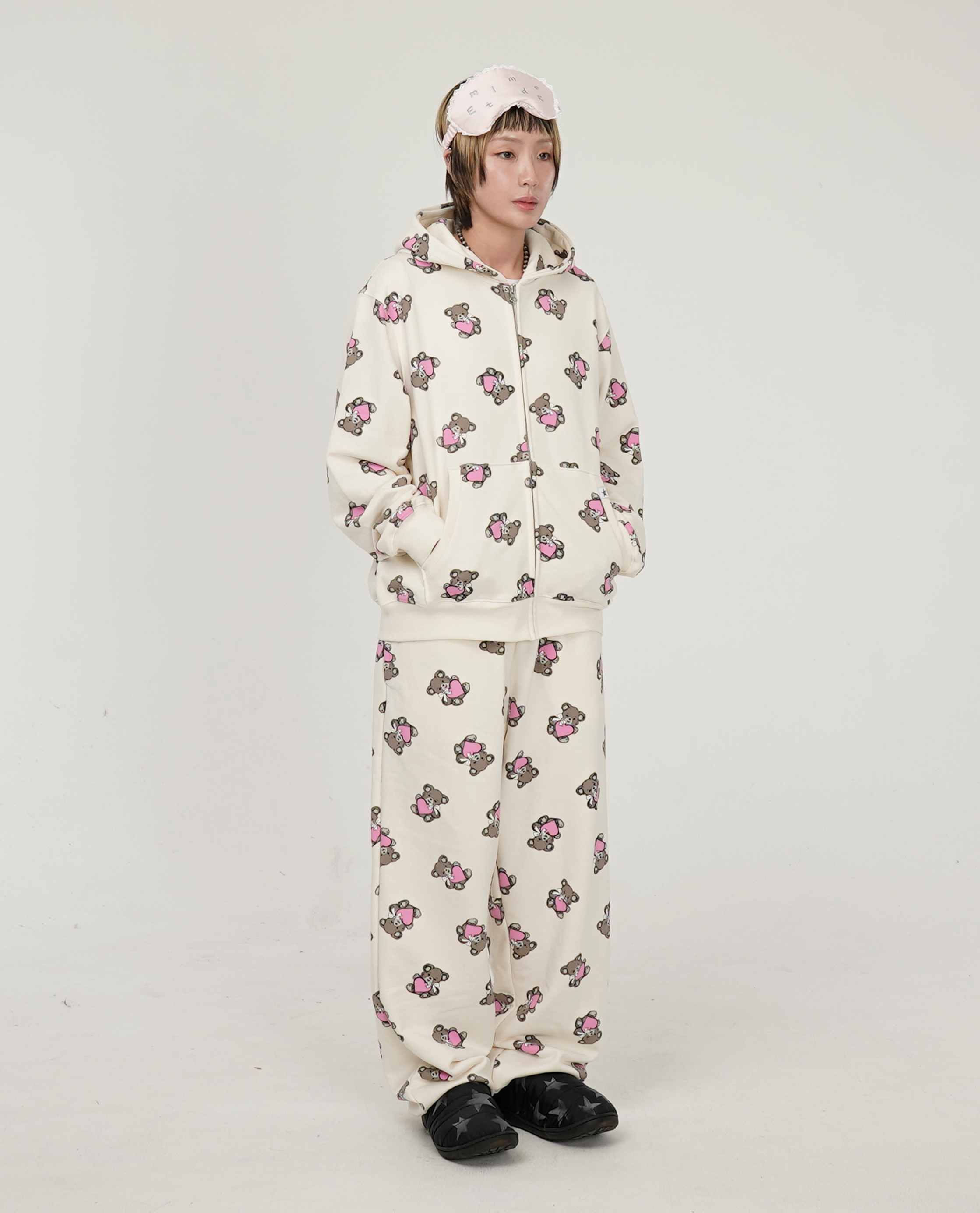 WEBHOUSE Twister Heart Bear Sweatpants - 26FW