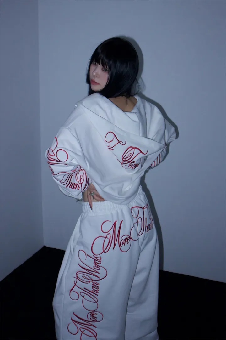 <超帥>XIN SELECT 韓國 美式 街頭 草寫 刺繡 套裝 外套 棉褲 三色