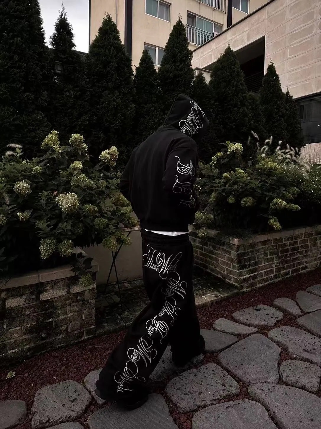 <超帥>XIN SELECT 韓國 美式 街頭 草寫 刺繡 套裝 外套 棉褲 三色