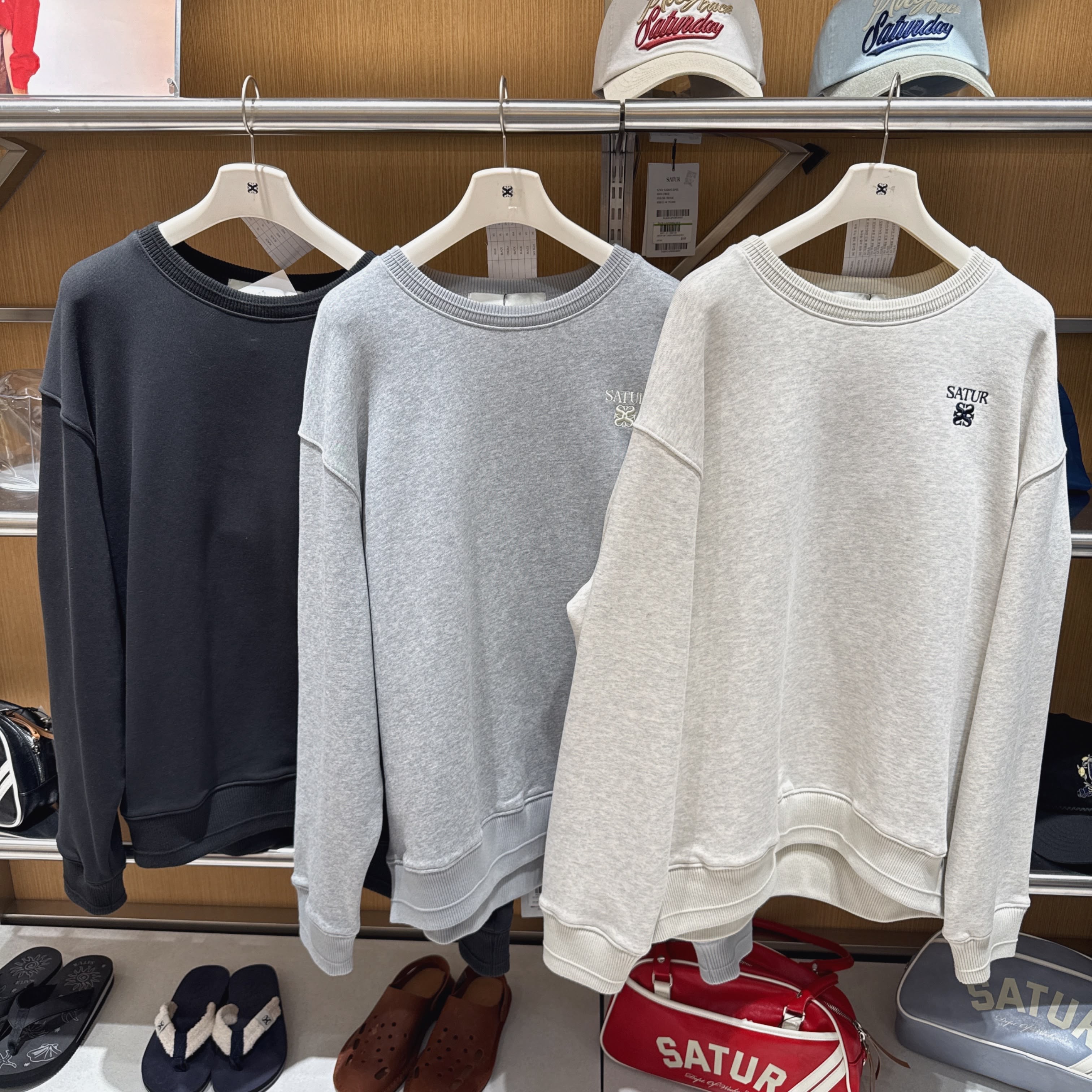 【20】SATUR Loren Small Logo Basic Sweatshirt - 3色選擇