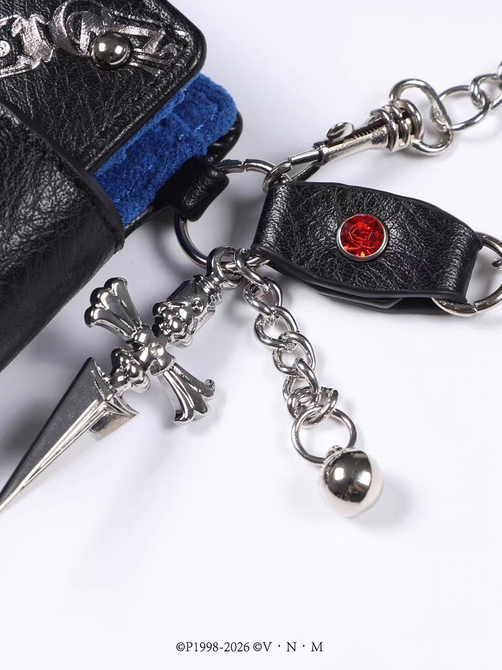 MEDM X Hunter × Hunter Collaboration Series Kurapika Chain Wallet