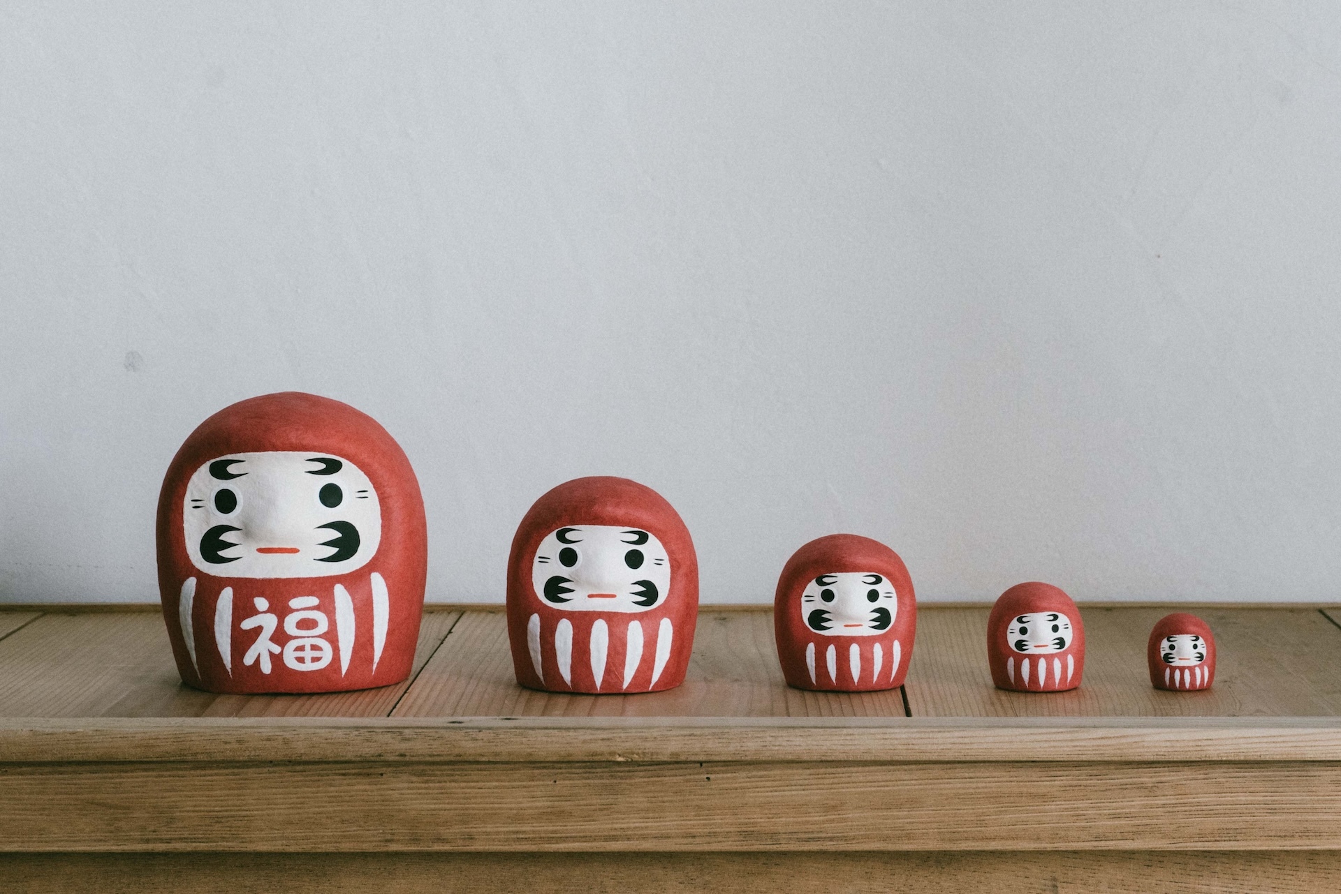 新年早鳥招福團！日本手工紙製招財達摩套娃擺飾五件組
