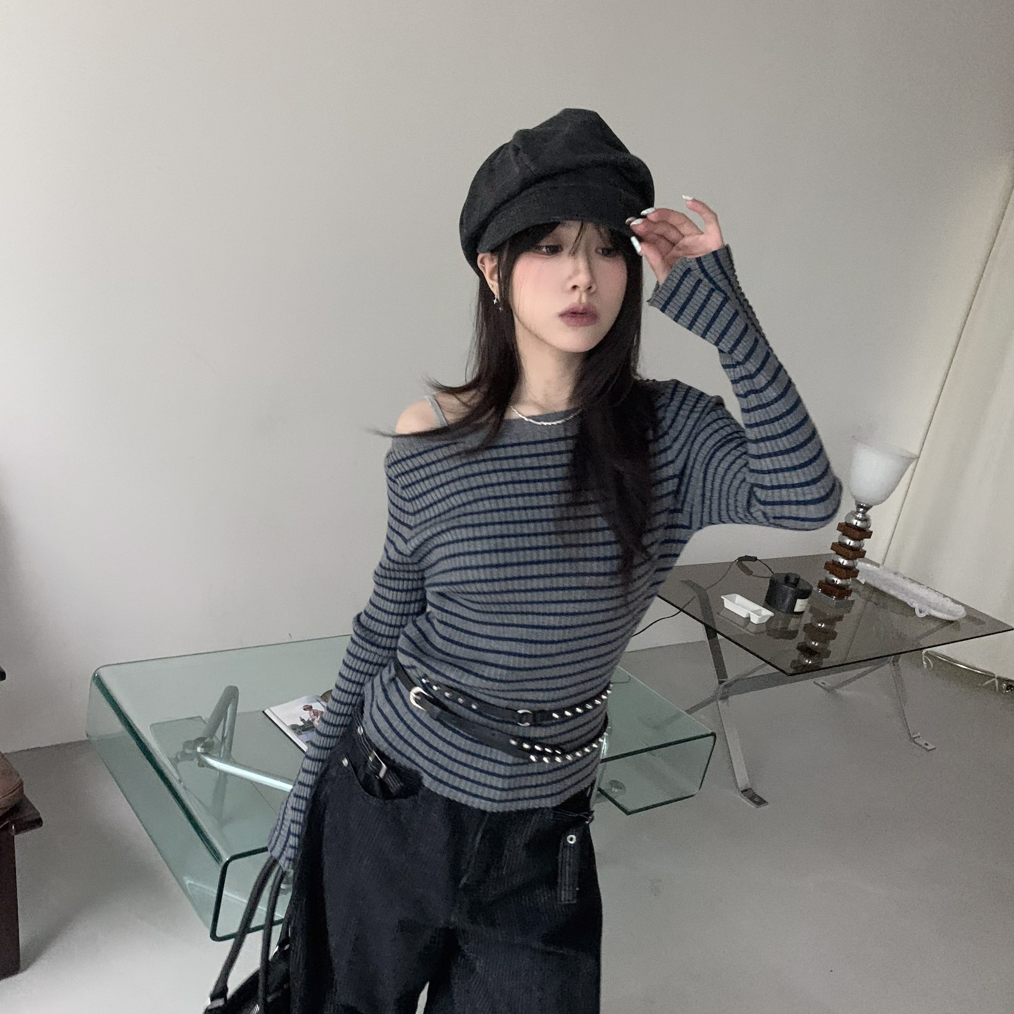 ISA_條紋布朗尼 喇叭袖坑條針織寬領上衣_69063