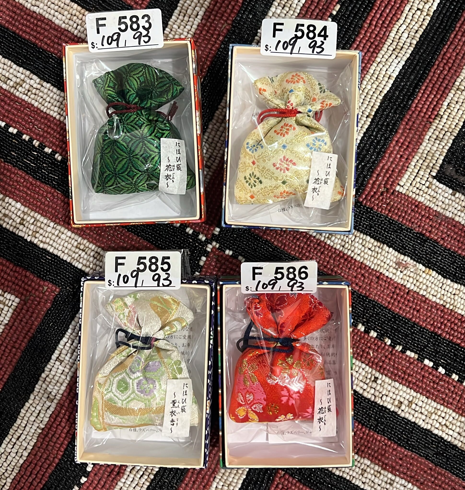 香彩堂 香袋 F583 / F584 / F585 / F586 (1008live)