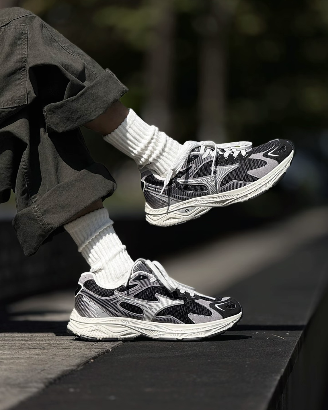 【預購】MIZUNO RACER S 午夜黑銀 D1GH253514