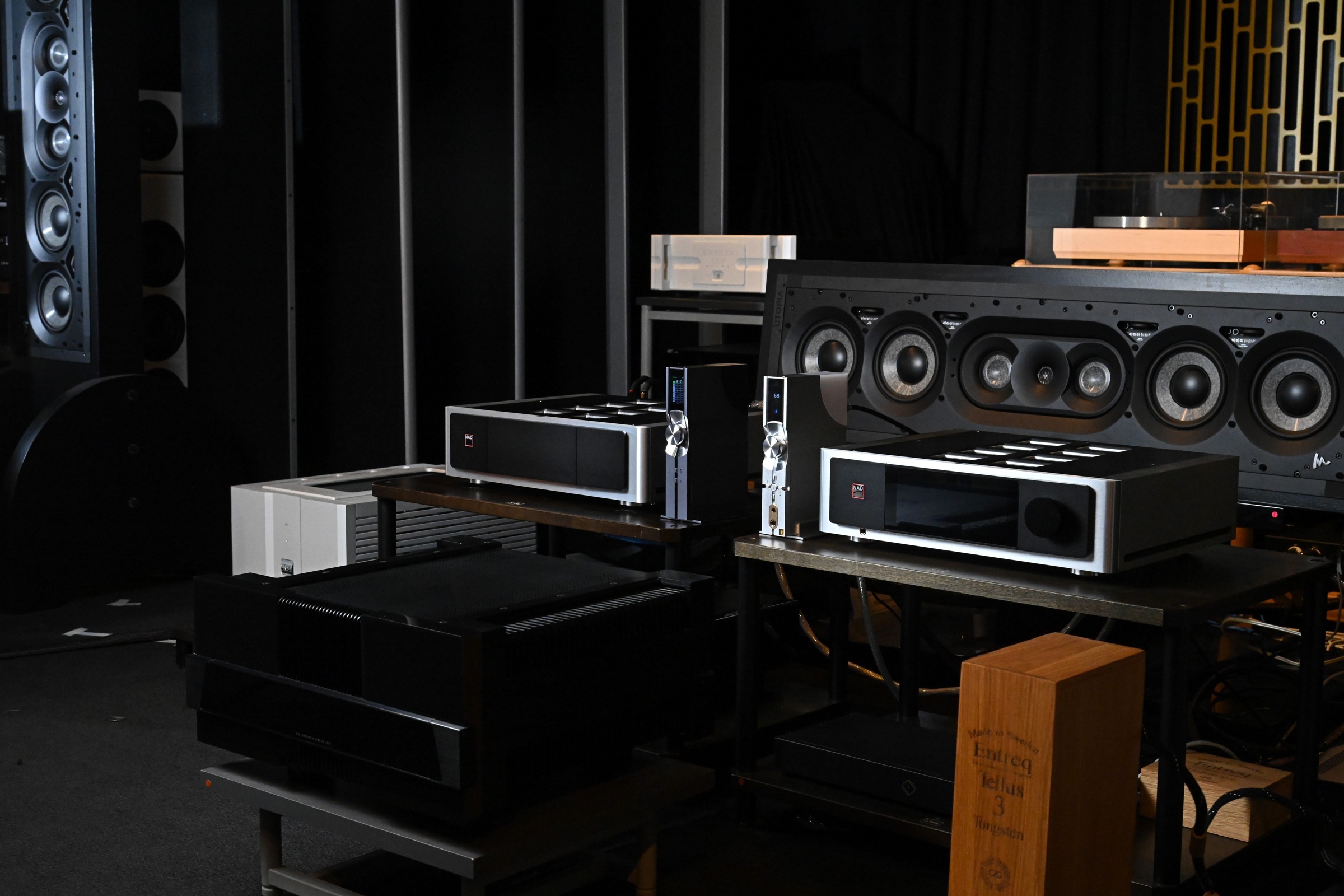 Original manufacturer system photograph: omni-system-nad.jpg