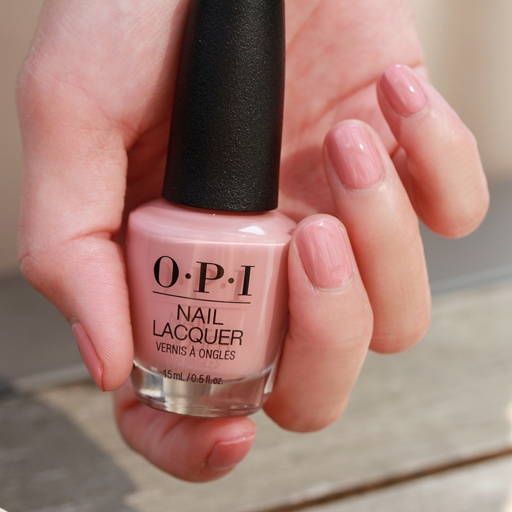 OPI 甲油 -Throw Me A Wink NLH002