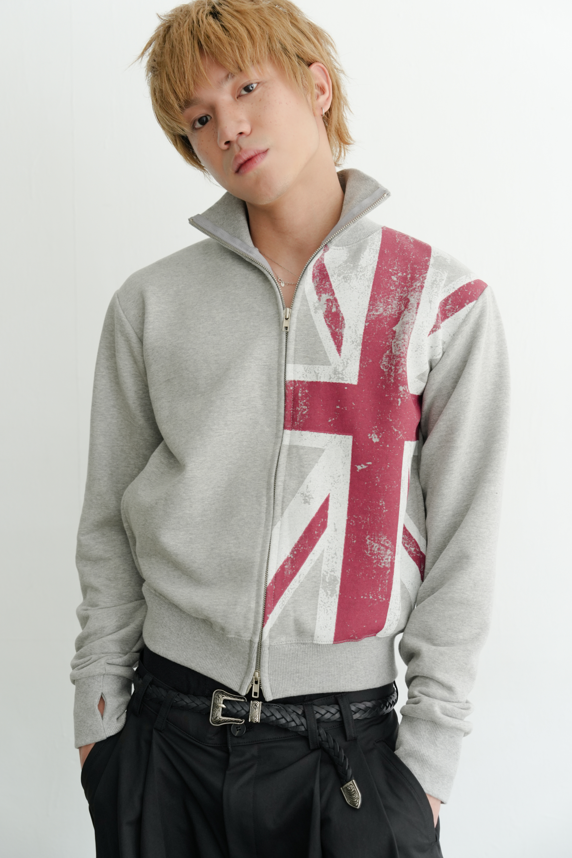 england sweat zip up #外套