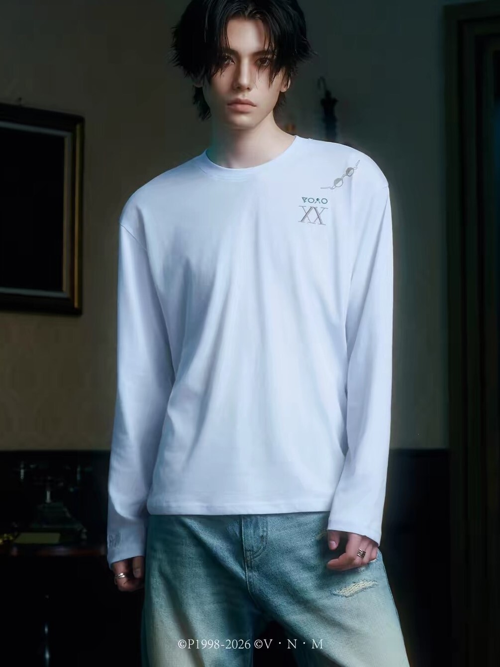 MEDM X Hunter × Hunter Collaboration Series: Character Letter Print Slim Fit Long Sleeve T-Shirt