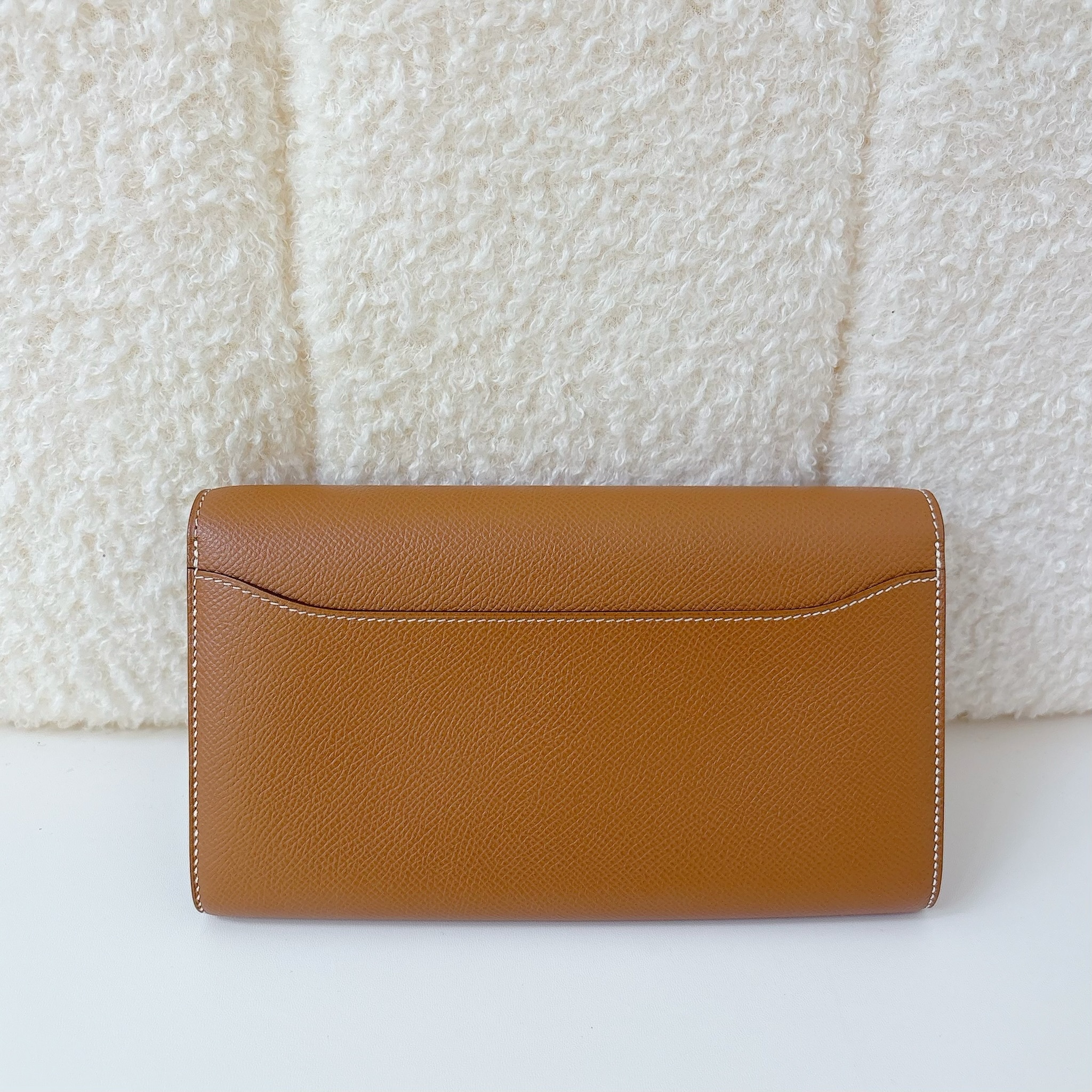 Hermès Constance To Go Wallet - Gold / GHW