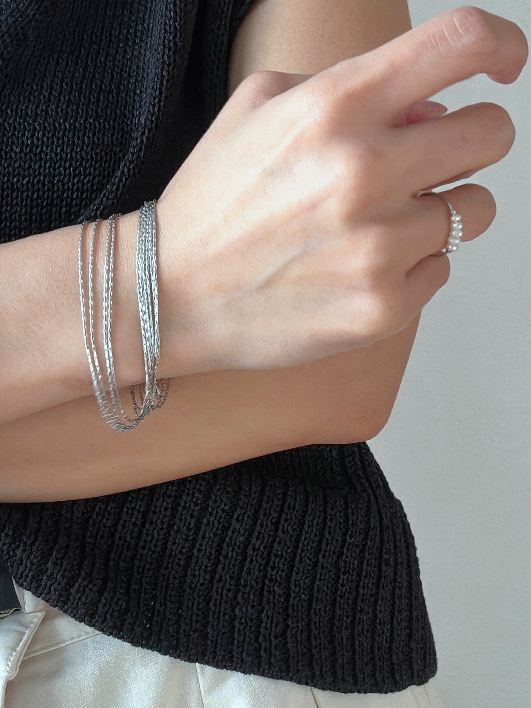 glamorous chain bracelet