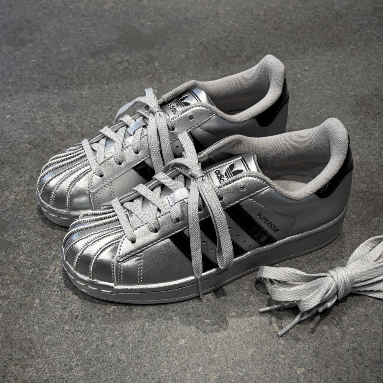 ADIDAS SUPERSTAR II 銀黑 灰銀 貝殼鞋 亮皮 雙鞋帶 休閒 女鞋 LA3779