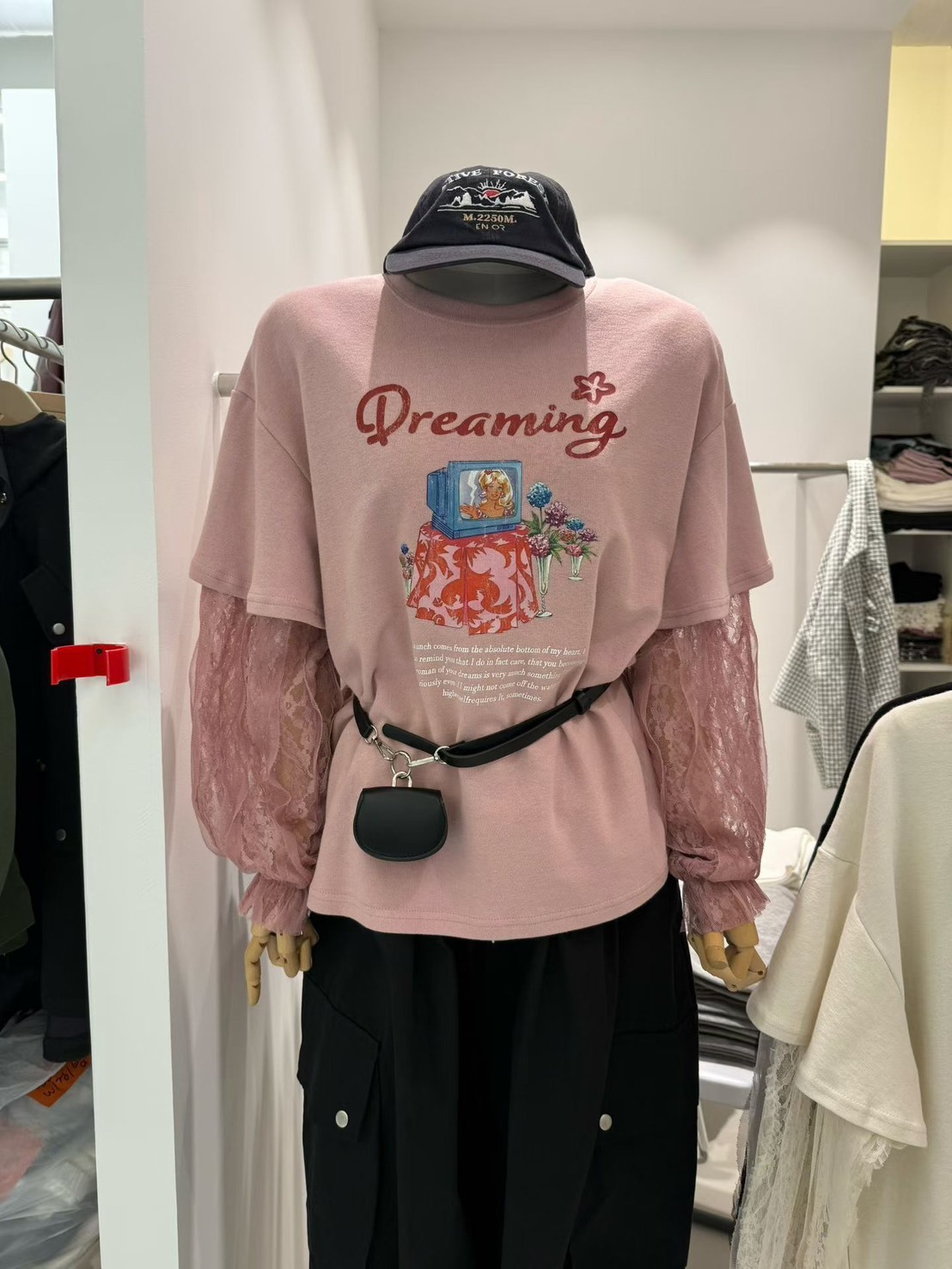 Dreaming電視芭比蕾絲袖上衣