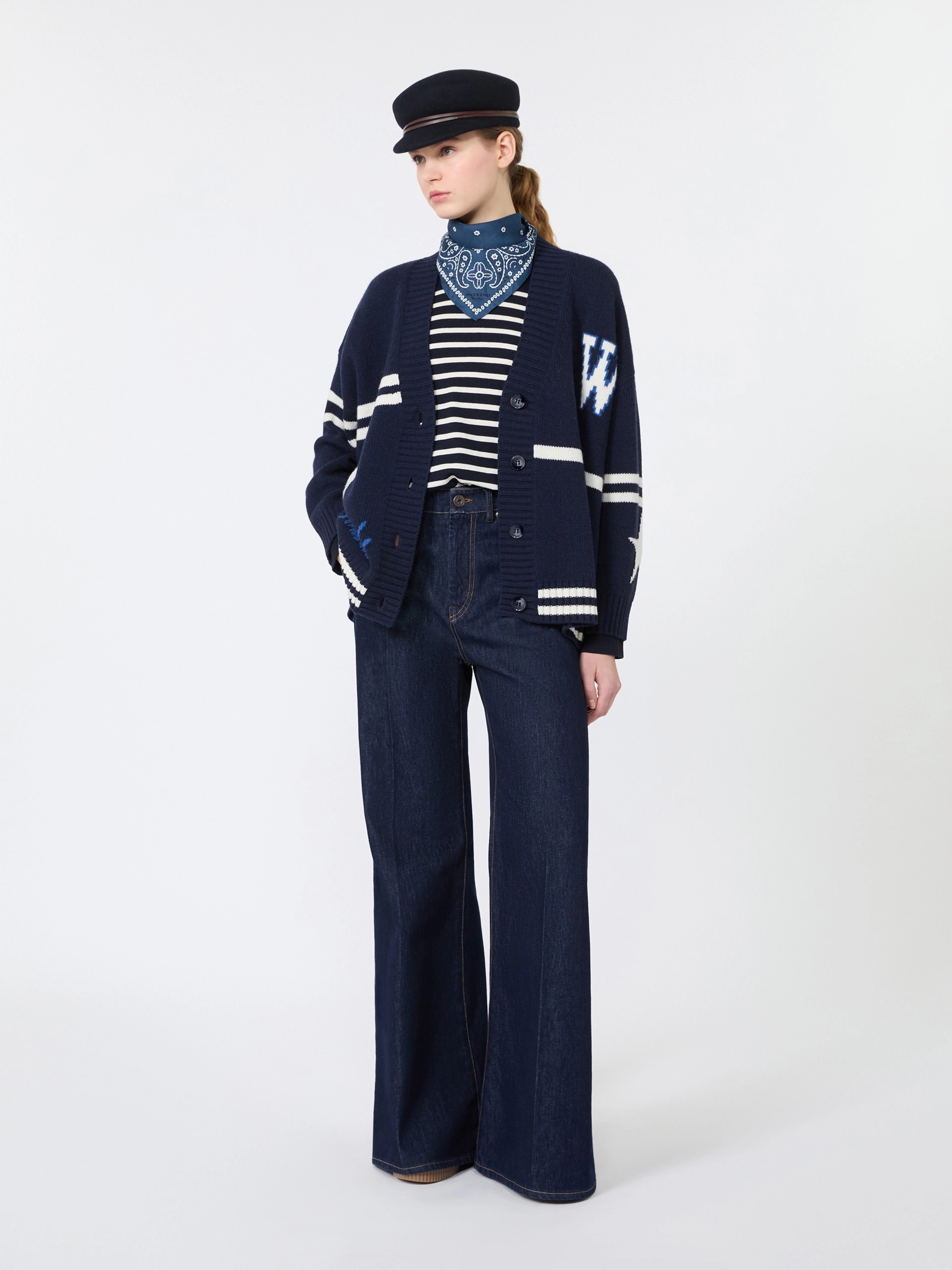 Max Mara 星星字母V領針織外套