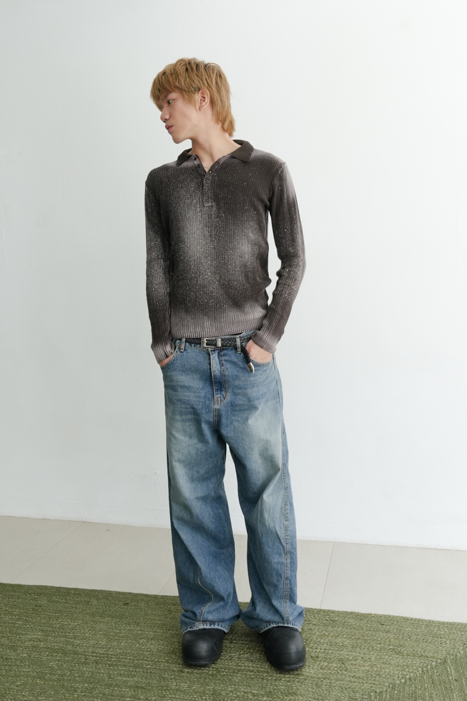 ron faded wash collar henley knit #針織上衣