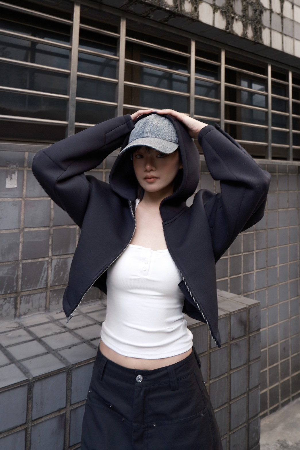 <小資族的NIKE衣櫥👗>Lisa同款🖤NIKE 寬鬆短版外套 套裝