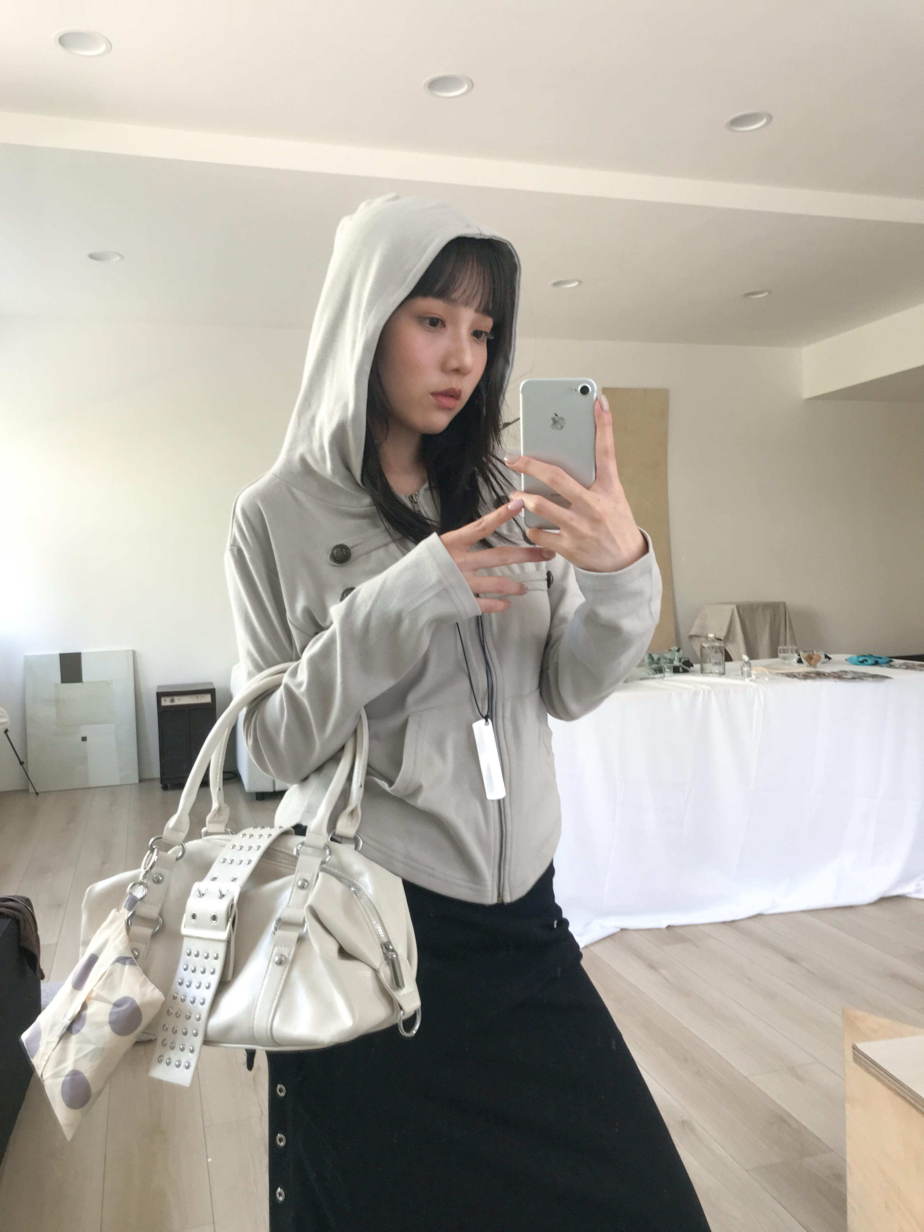 leon slim hood zip up #外套