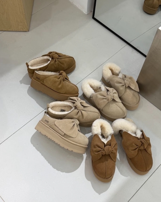 【2色入】UGG Ozlana 2026AW Oversized Bow Platform Loafer