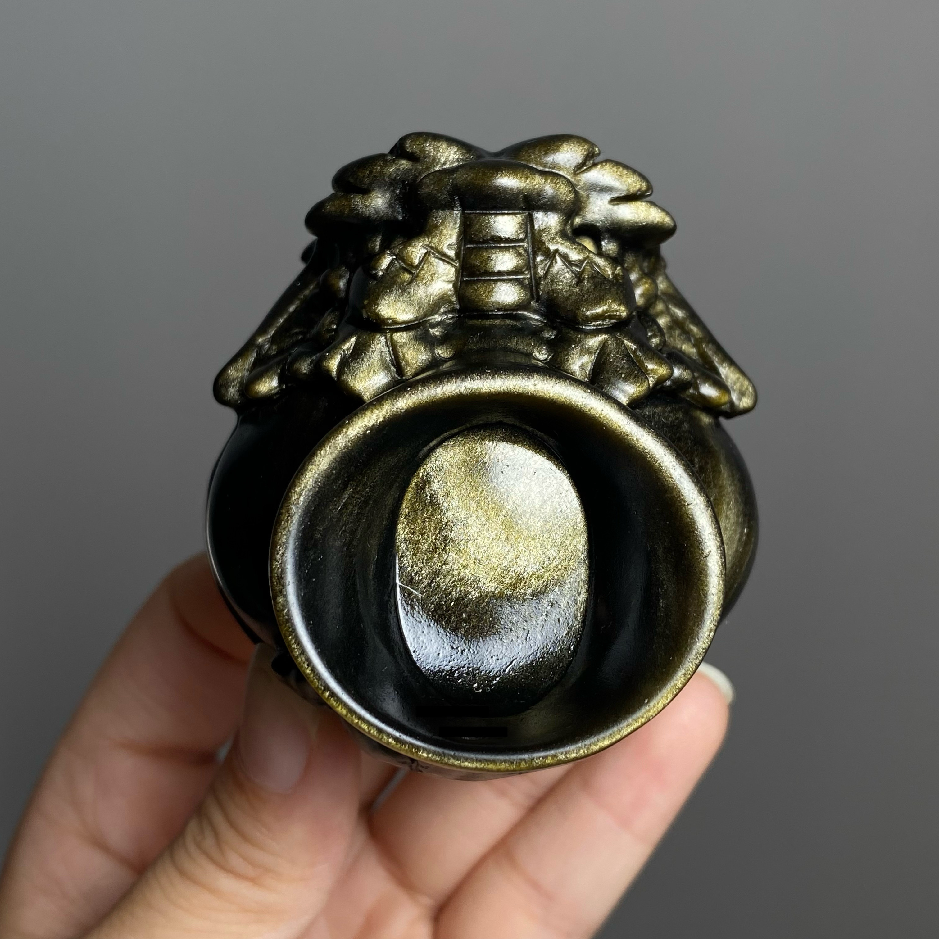 金曜石球座龍龜