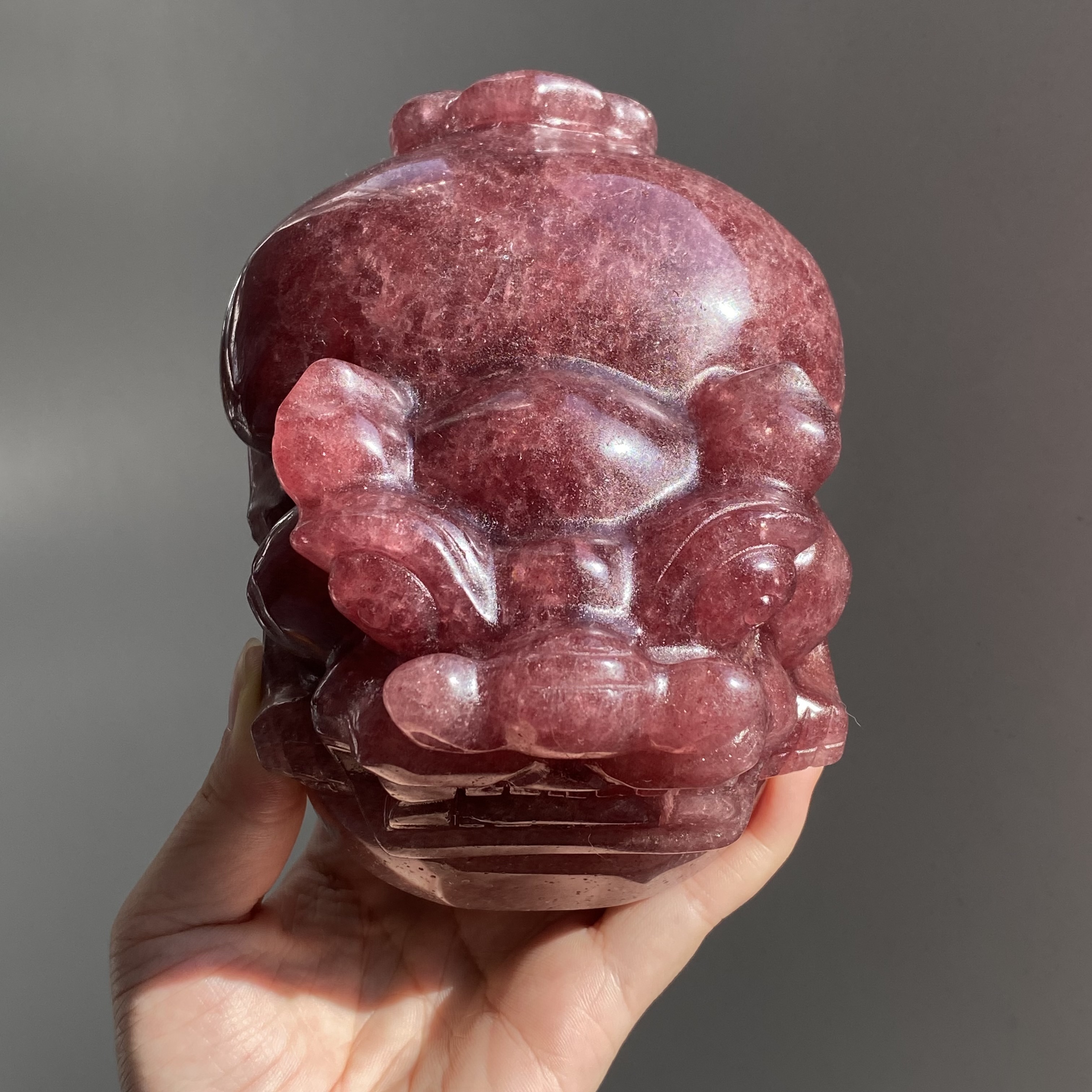 草莓晶貔貅