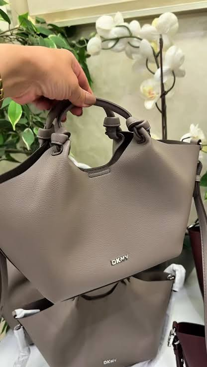 【預購】DKNY N100929 PAULA 通勤手提包