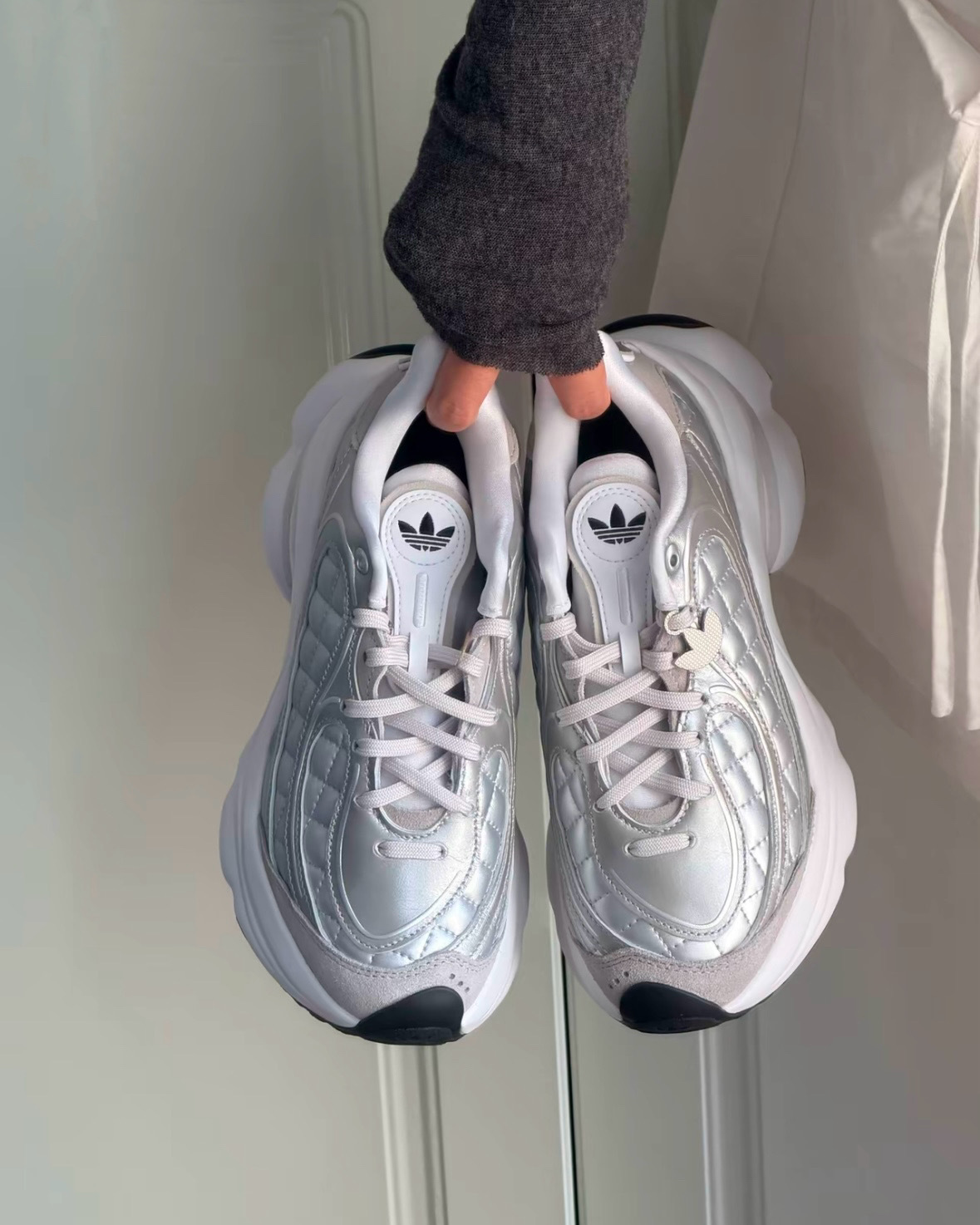 Adidas Ozvenuz 小香風 菱格紋 厚底 老爹鞋 灰銀色