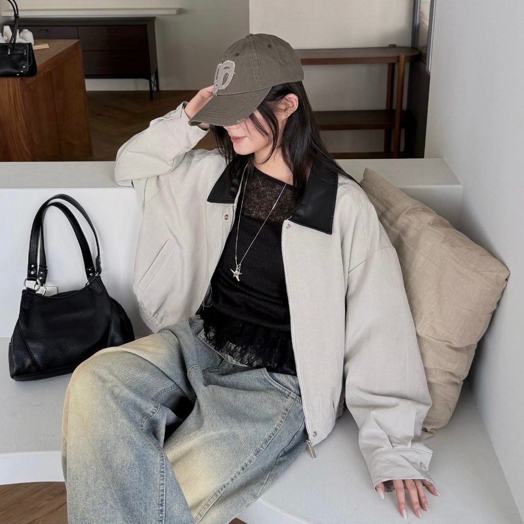 S「FOR GIRLS」 限時特價$699🔥 秋日霧感特調 撞色皮領拼接夾克外套（2colors）K9109