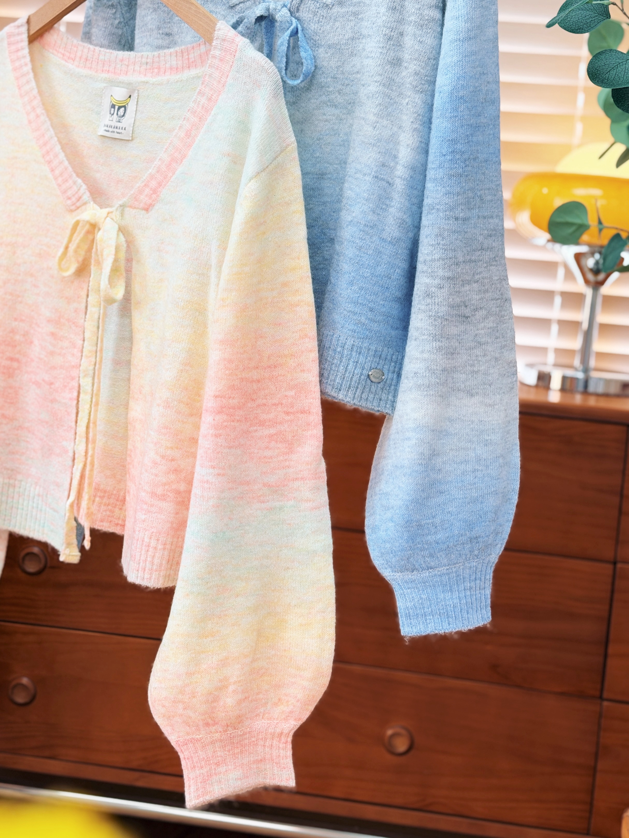 兩色 / 混羊毛幻彩漸層泡泡袖外套 / Pastel Gradient Wool-Blend Puff Sleeve Cardigan