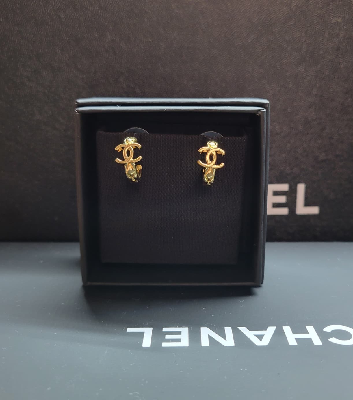 CHANEL ABH190  HOOP EARRINGS GOLD