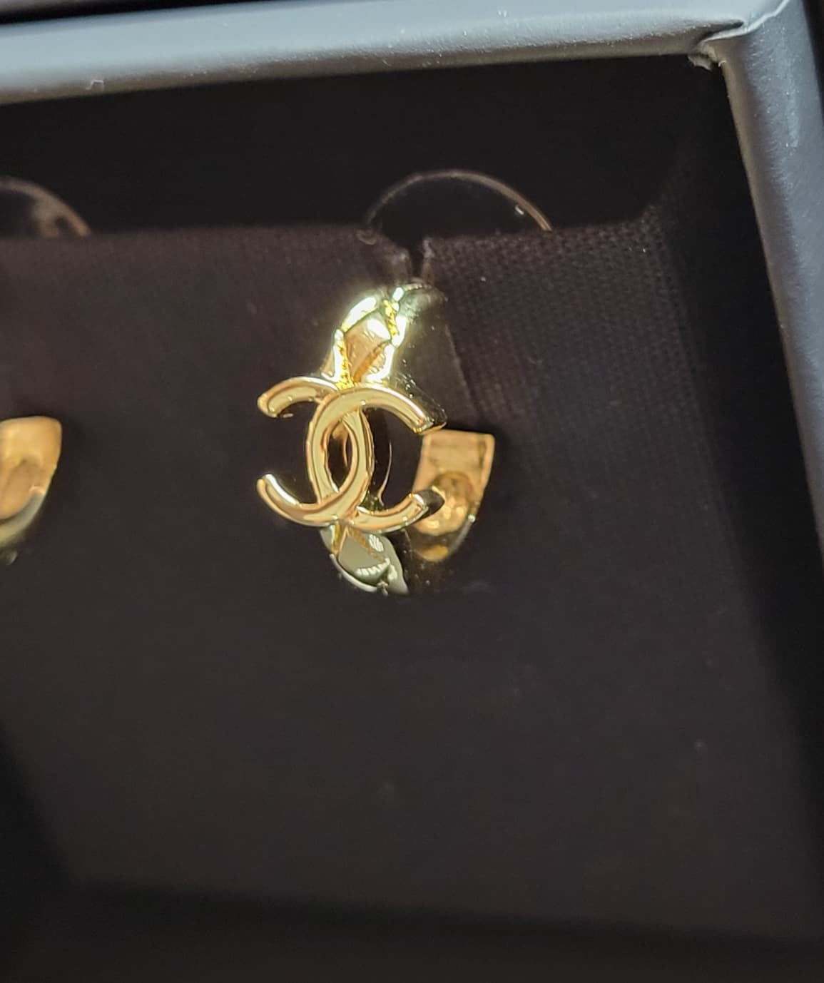 CHANEL ABH190  HOOP EARRINGS GOLD