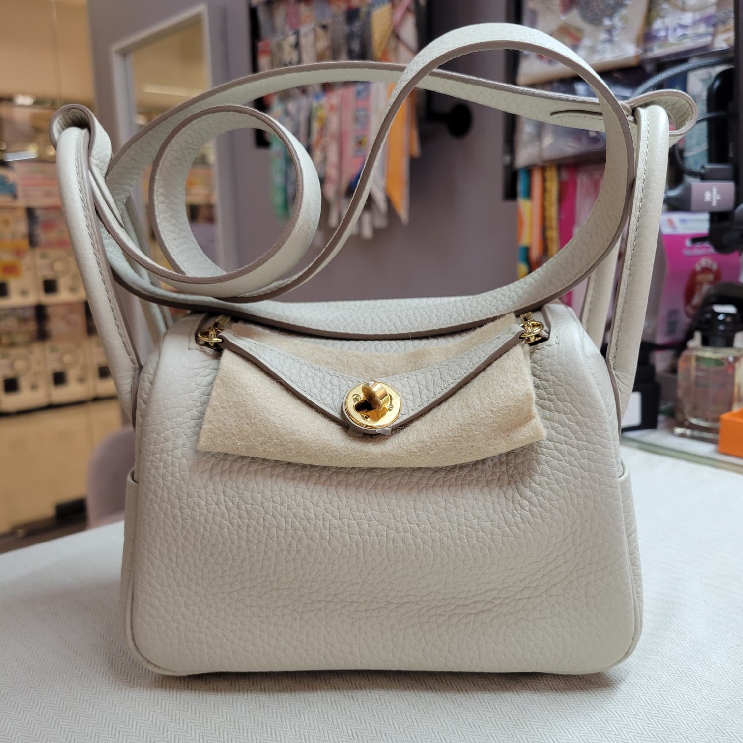 UNUSED HERMES MINI LINDY 1 8L BETON CC