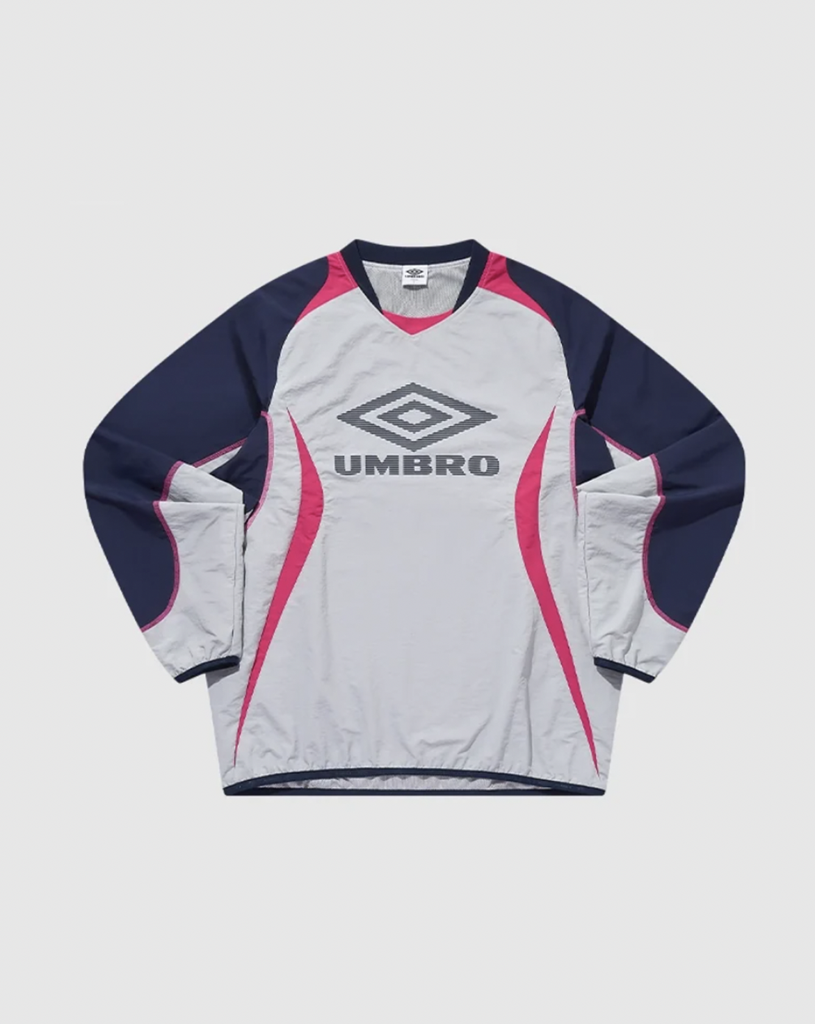 [現貨] UMBRO FW26 BIG LOGO NYLON BLOKECORE LS | GREY
