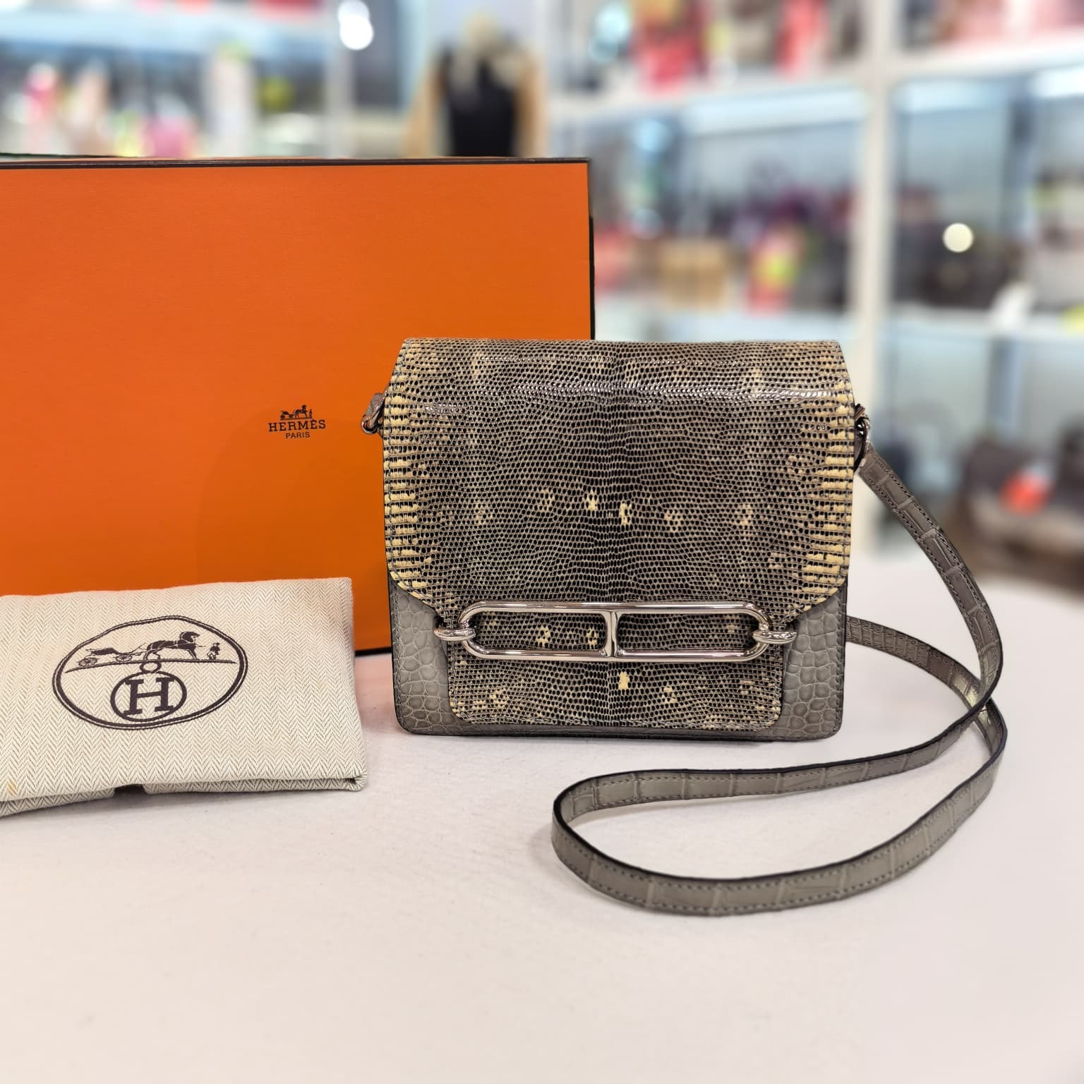 95%NEW二手HERMES MINI ROULIS, 豬鼻袋, 漸變亮面沙漠色原色蜥蜴皮,拼接珍珠灰色啞光鱷皮銀扣, #香榭站正品