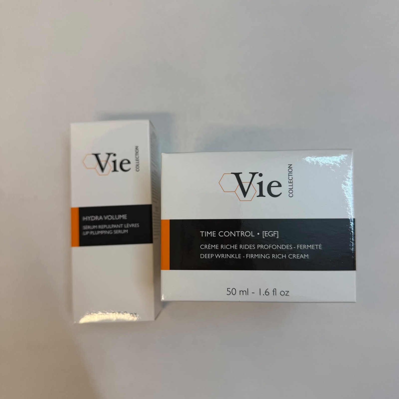 關鍵字 E18 – VIE time control deep wrinkle – firming rich cream 50ml + hydra volume lip plumping serum 15ml 優惠價$1380
