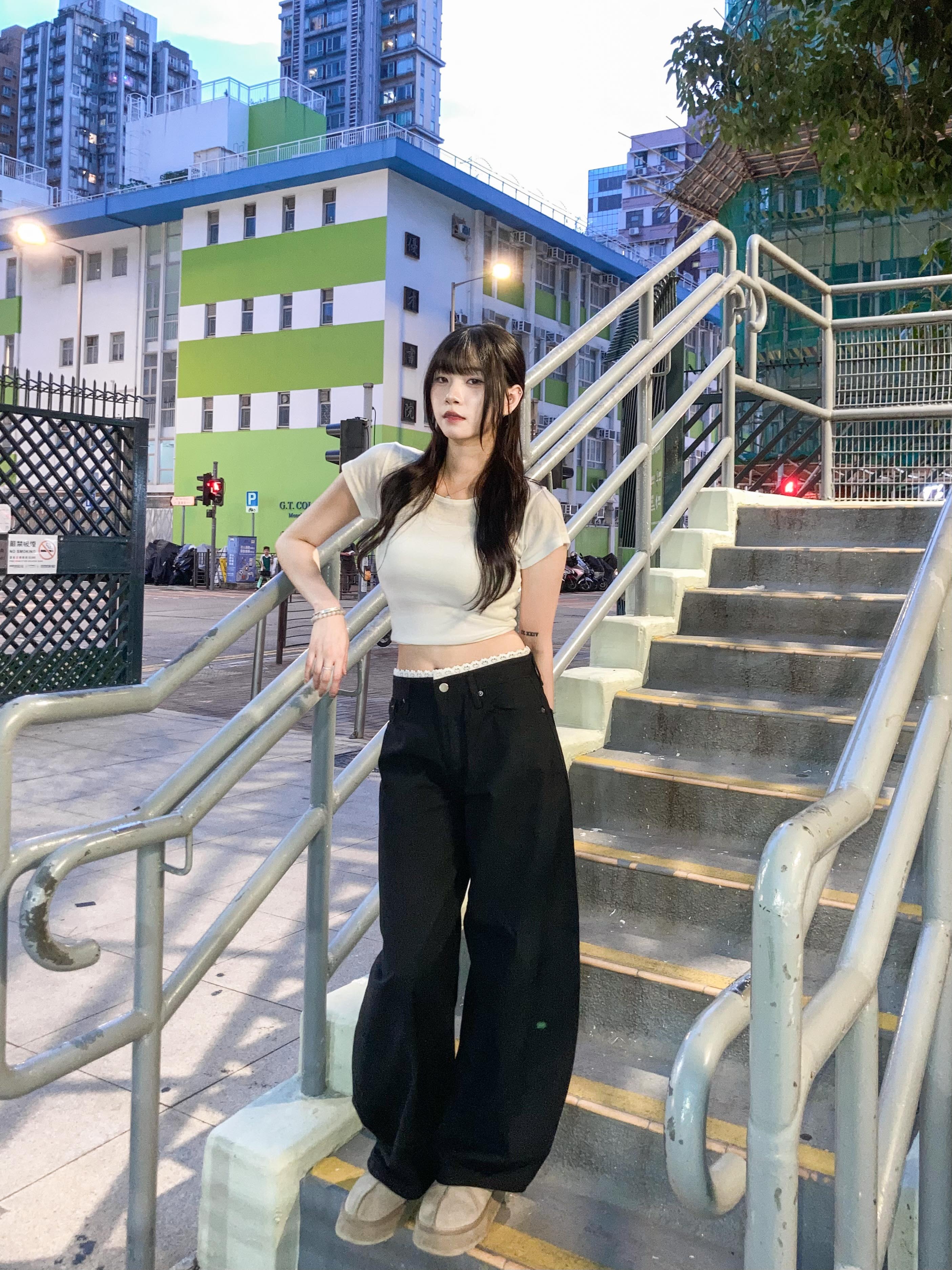【網站限定優惠】蕾絲邊褲頭彎刀褲
