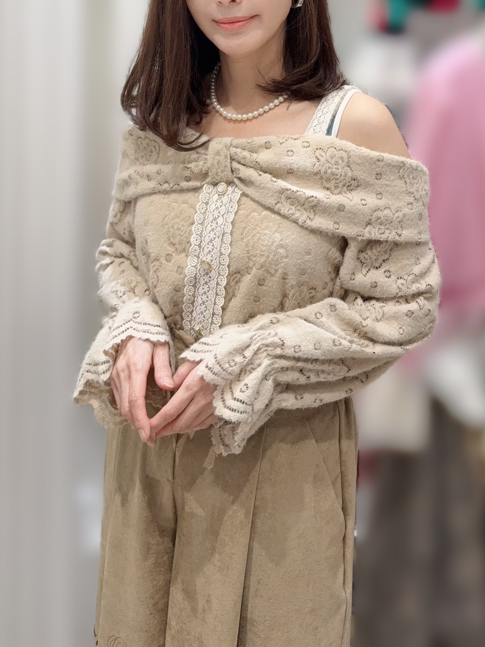 Y120 羊毛15% 胸44-50 長23.5 $449