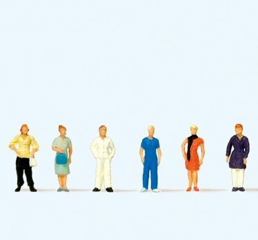 Preiser 88560 Z scale Standing women