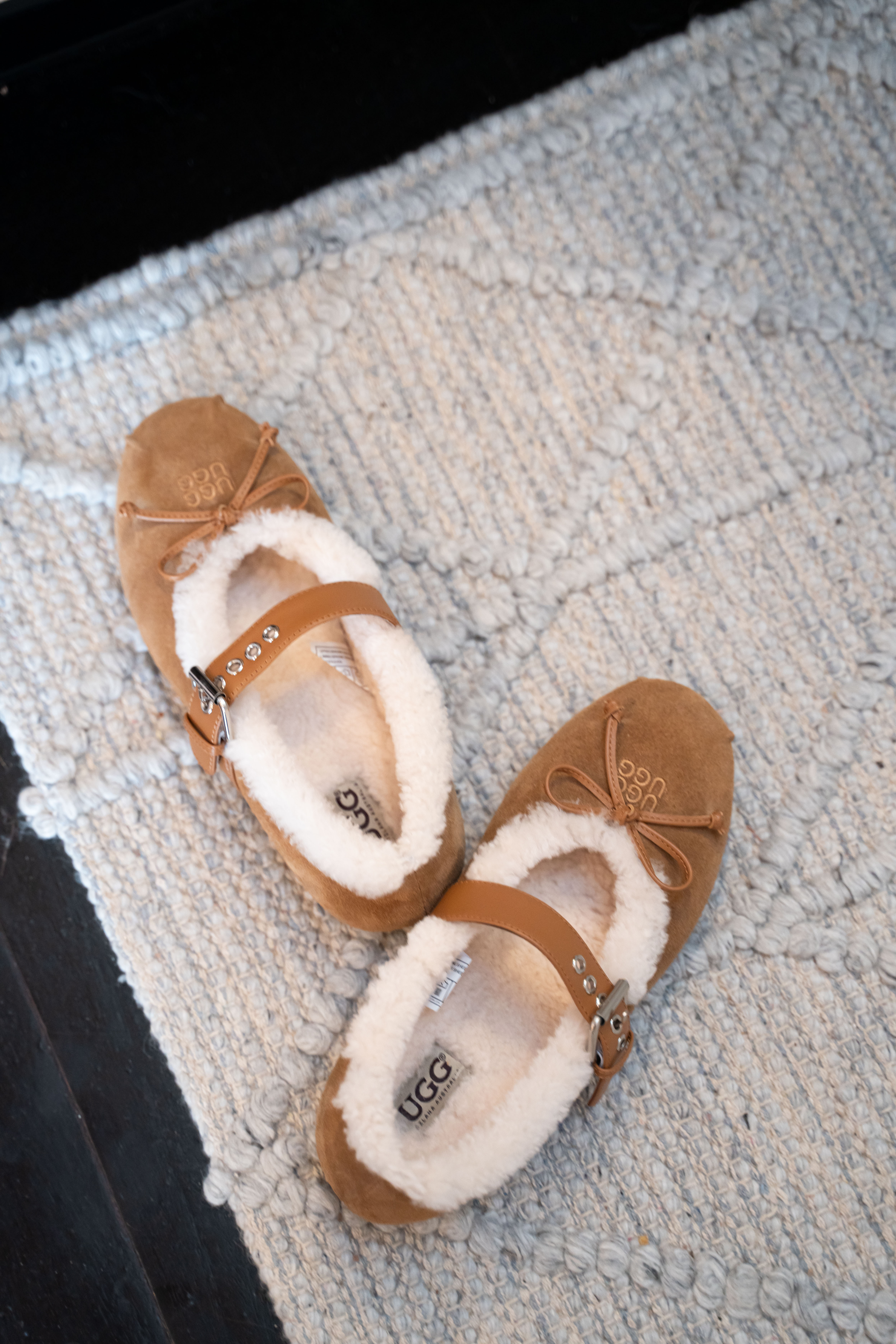 【3色入】UGG Ozlana 2026AW Buckle Strape Mary Jane
