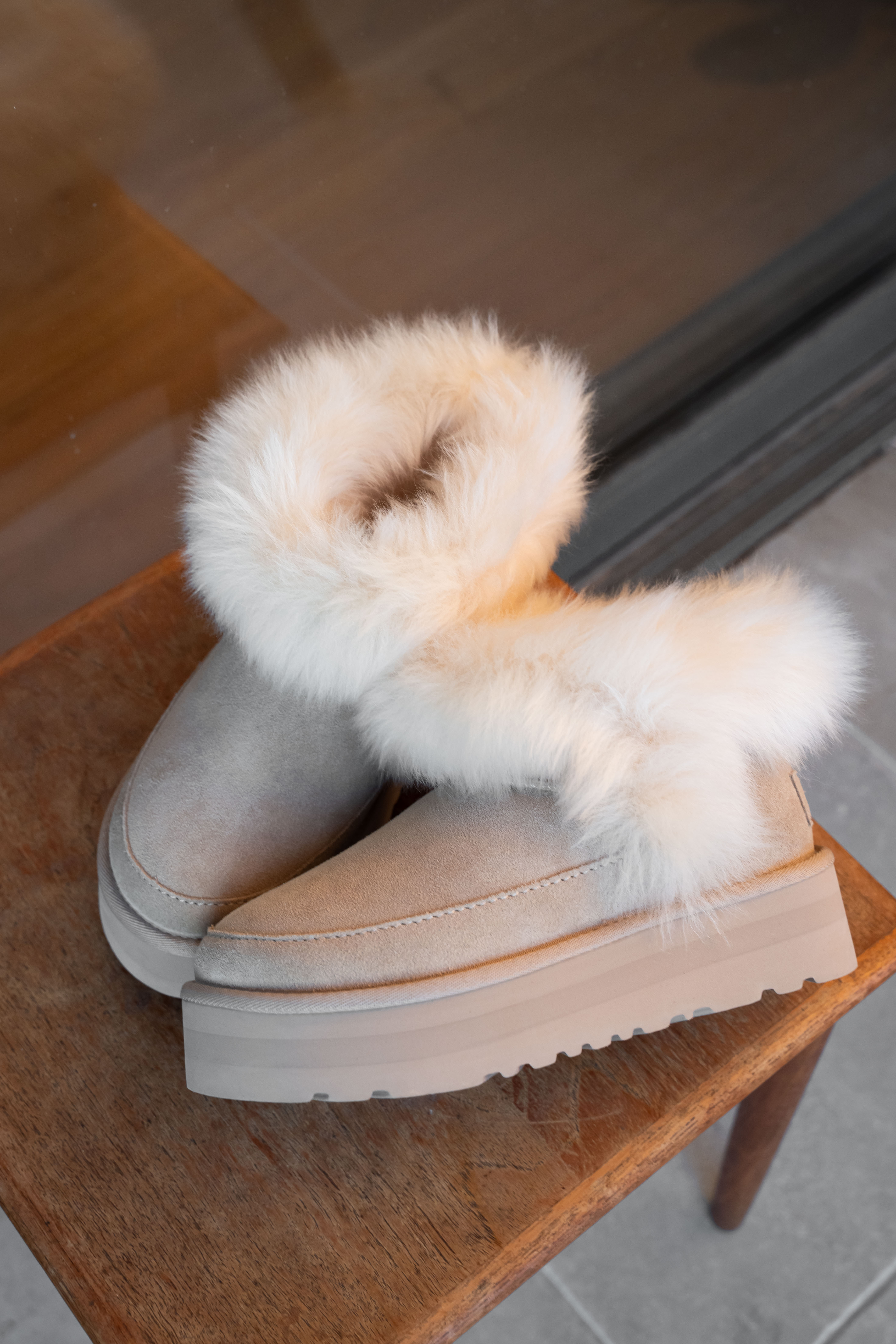 【2色入】 UGG Ozlana 2026AW Classic Ultra Mini Platform Chalet
