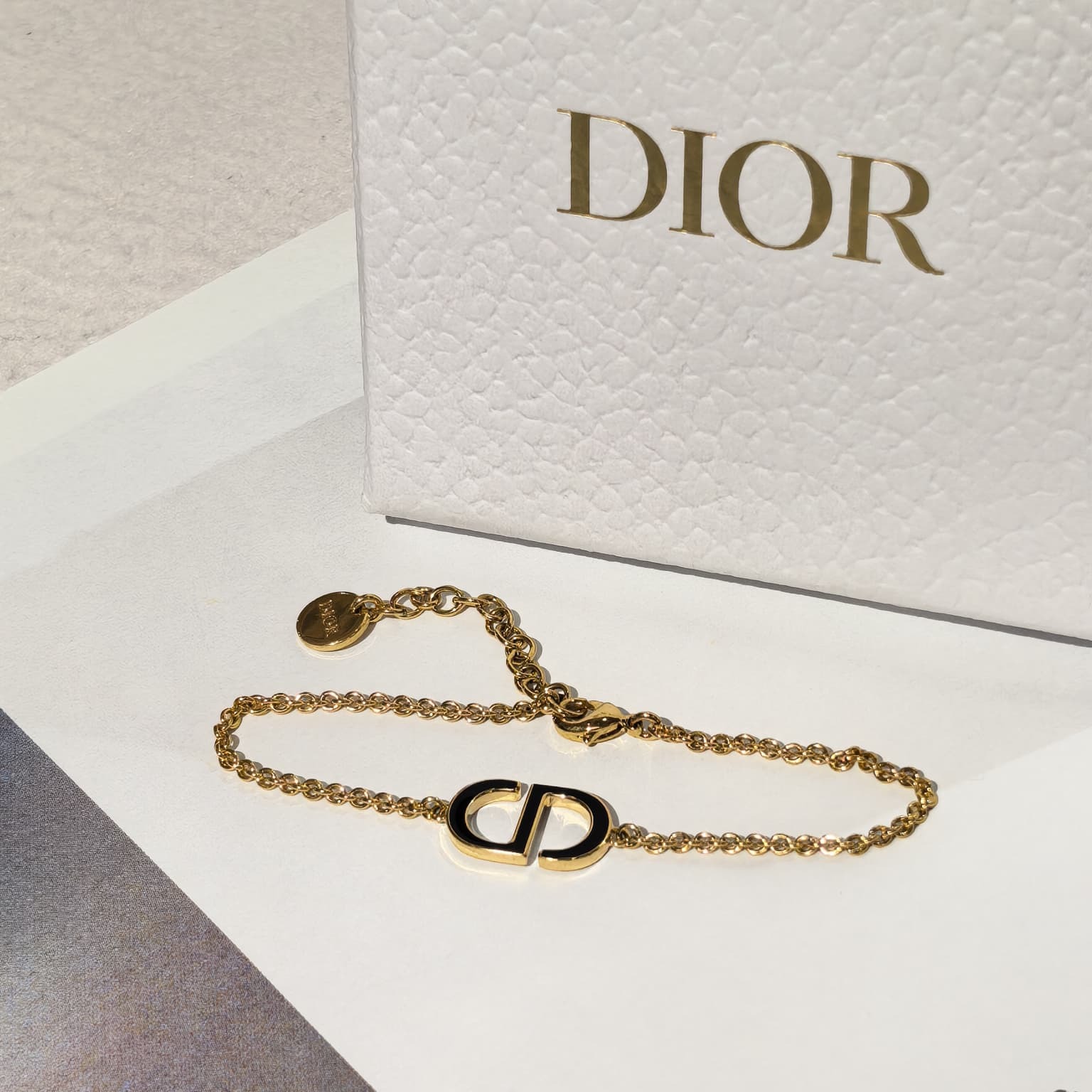 全新DIOR手鍊, 黑金配雙面, Dior Petit CD Black Lacquer Gold-Finish Bracelet #BRAND NEW #香榭站正品