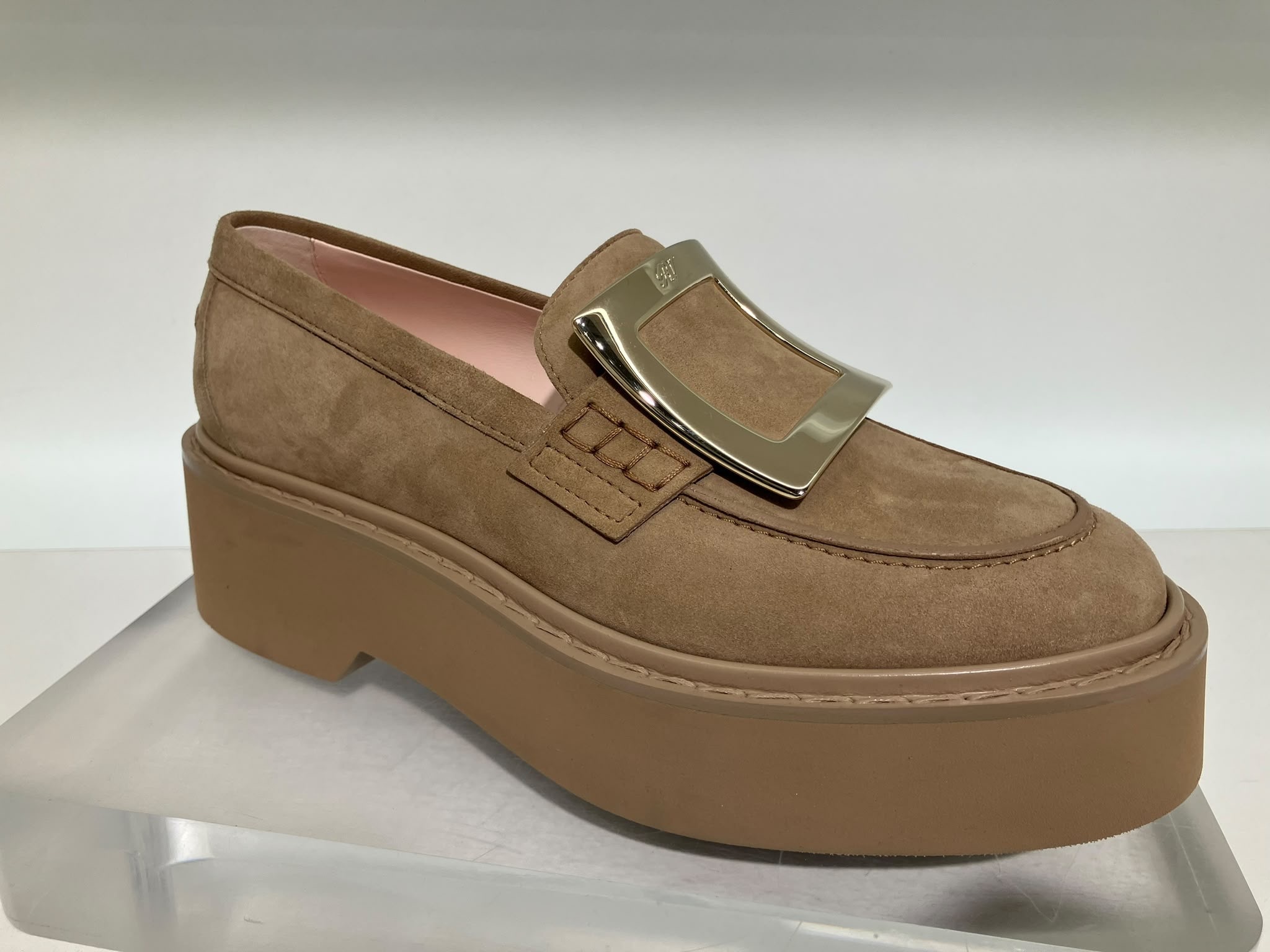 Roger Vivier viv rangers thick loafers camel