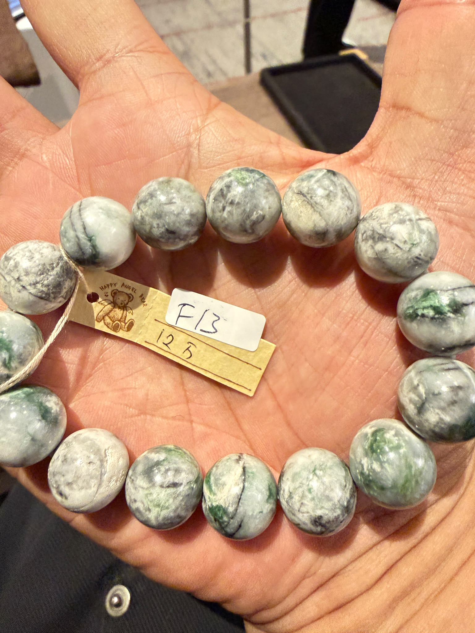 FN075 F13 天然日本糸魚川手串
