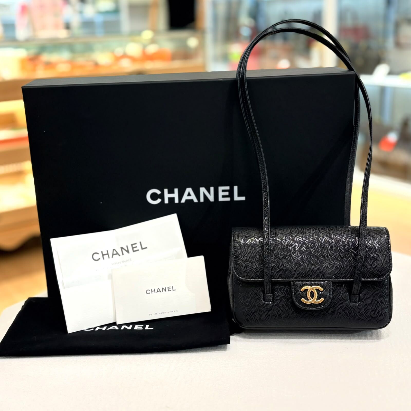 全新CHANEL單肩包 AP5068, #TU237UHH Preppy Coco mini, Leather Strap Bag Black 黑色荔枝皮金扣 #BRAND NEW #香榭站正品