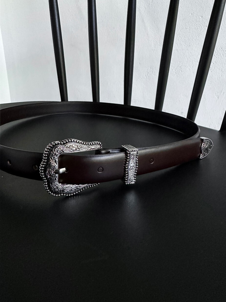 Western buckle leather belt