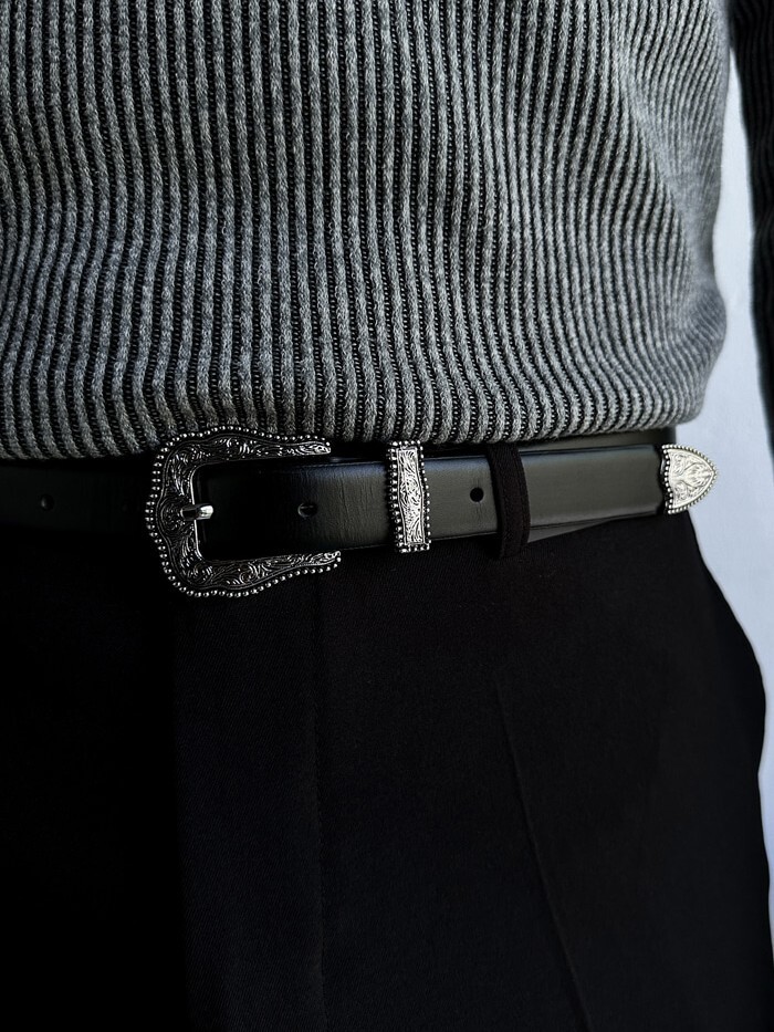 Western buckle leather belt