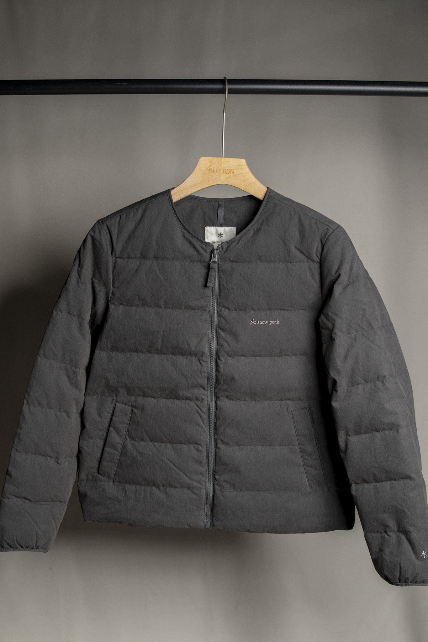 Snow Peak Cland Women's Round Neck Light Down Jacket CLAND 女款 棉質混紡無領輕羽絨外套 S26WWDDJ97