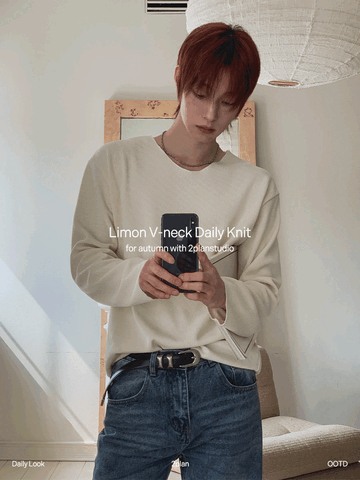 Liev V-neck Knit
